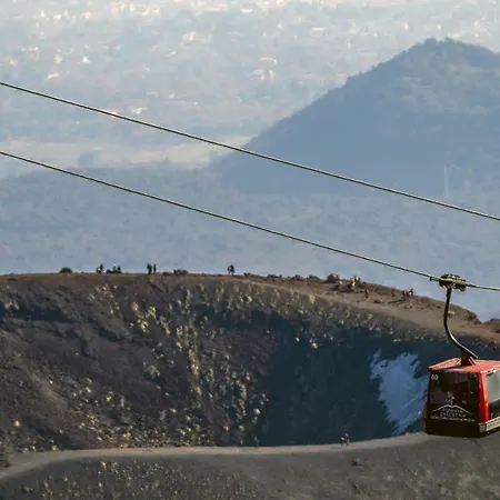 Il Rifugio Di Aitna بيت للعطل Ragalna